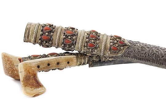 Karađorđe’s yataghan (a sword without a guard and with double-curved blade, used in Muslim countries), 1810-1811, Historical Museum of Serbia